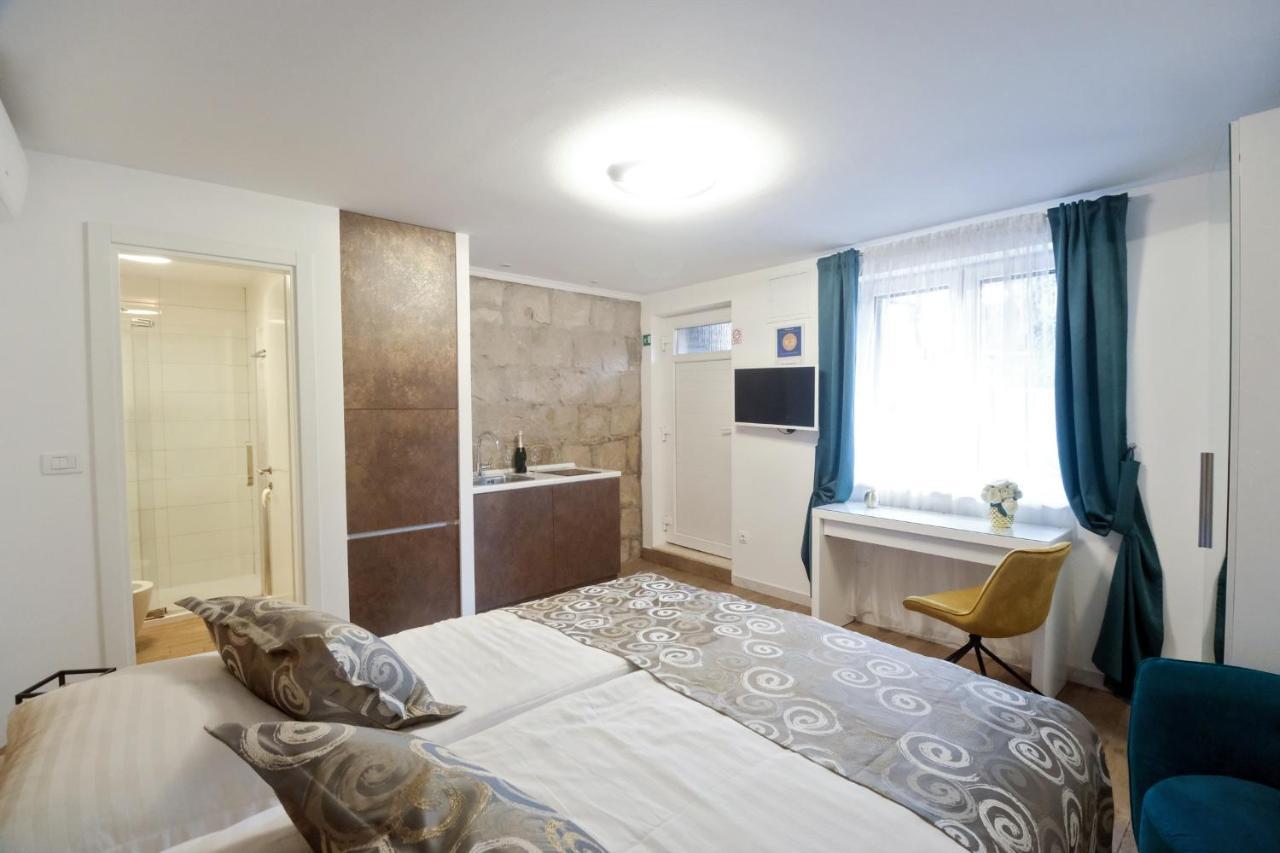 Luxury Guesthouse Bepa スプリト エクステリア 写真